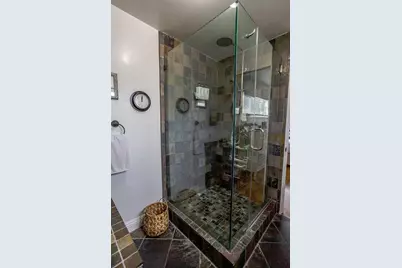 2001 Enslen Avenue, Modesto, CA 95350 - Photo 17