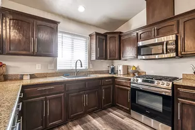 25802 El Monte Way, Madera, CA 93638 - Photo 15