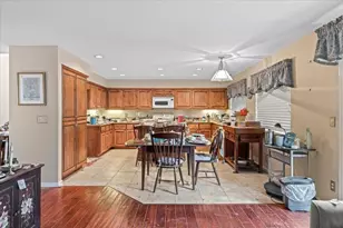 8608 Peach Blossom Way, Antelope, CA 95843 - Photo 19