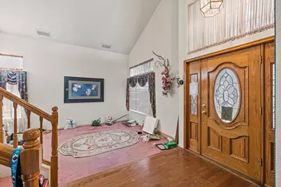 8608 Peach Blossom Way, Antelope, CA 95843 - Photo 9