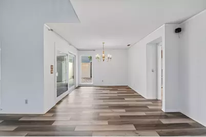 839 Lake Front Drive, Sacramento, CA 95831 - Photo 13