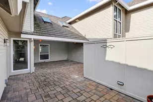 839 Lake Front Dr, Sacramento, CA 95831 - Photo 49