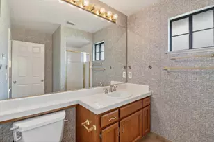 839 Lake Front Dr, Sacramento, CA 95831 - Photo 47