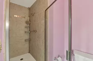 839 Lake Front Dr, Sacramento, CA 95831 - Photo 41