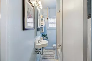 1824 Larkin Wy, Sacramento, CA 95818 - Photo 25