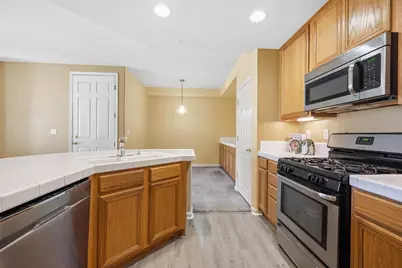 6581 Hearthstone Circle, Rocklin, CA 95677 - Photo 9