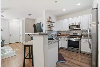 305 Esplanade Circle #305, Folsom, CA 95630 - Photo 11