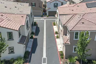 10448 Oboe Way, Elk Grove, CA 95757 - Photo 3