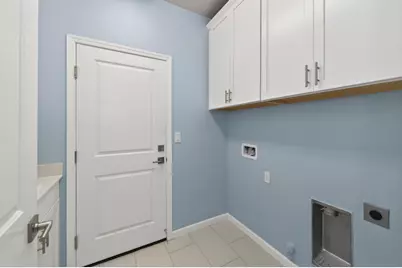 2431 Creekview Drive, Merced, CA 95340 - Photo 17