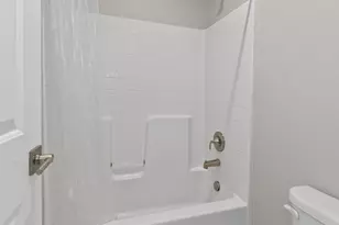 2431 Creekview Dr, Merced, CA 95340 - Photo 21