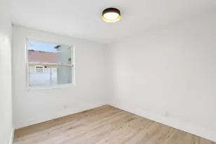 269 Lindley Dr, Sacramento, CA 95815 - Photo 9