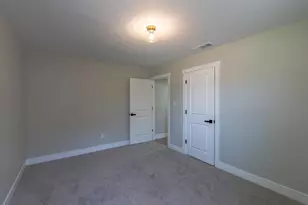 4941 Alcott Dr, Sacramento, CA 95820 - Photo 33