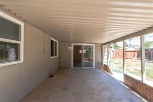 4941 Alcott Dr, Sacramento, CA 95820 - Photo 41