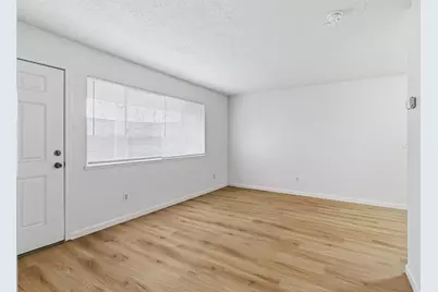 325 Standiford Avenue #29, Modesto, CA 95350 - Photo 11