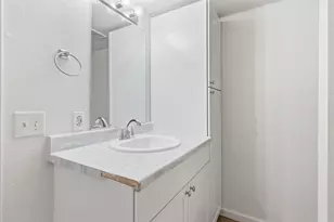 325 Standiford Ave, Modesto, CA 95350 - Photo 21