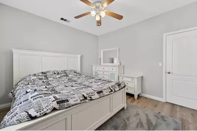 9479 Winding River Way, Elk Grove, CA 95624 - Photo 33