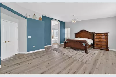 9479 Winding River Way, Elk Grove, CA 95624 - Photo 21