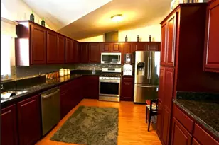 652 S Elmhurst Ave, Oakland, CA 94603 - Photo 1