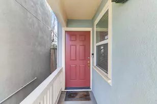 846 27th St, Sacramento, CA 95816 - Photo 3