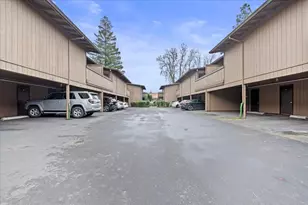 903 Fulton Ave, Sacramento, CA 95825 - Photo 17