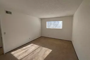 9128 Nasreen Dr, Sacramento, CA 95826 - Photo 13