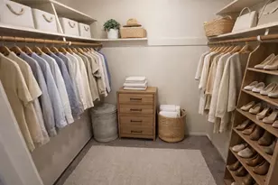 9128 Nasreen Dr, Sacramento, CA 95826 - Photo 9