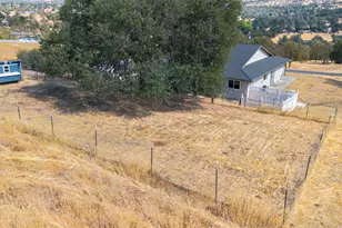 1415 Papoose Dr, Copperopolis, CA 95228 - Photo 33