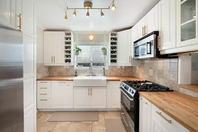 2340 Carlsbad Avenue, Sacramento, CA 95821 - Photo 11