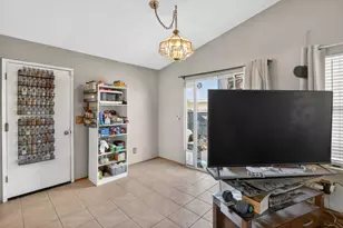 9131 Colonsay Way, Sacramento, CA 95829 - Photo 17