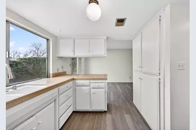 5935 Casa Alegre, Carmichael, CA 95608 - Photo 29