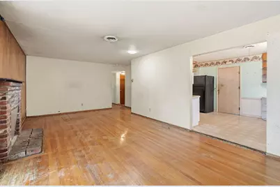 6613 Demaret Drive, Sacramento, CA 95822 - Photo 7