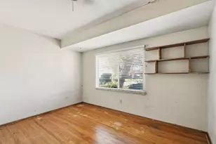 6613 Demaret Dr, Sacramento, CA 95822 - Photo 17