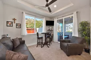 4000 Hovnanian Dr, Sacramento, CA 95834 - Photo 11