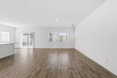 8836 Nobleboro Way, Elk Grove, CA 95758 - Photo 9