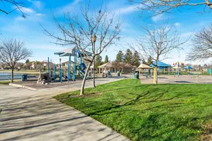 3810 Huntington Rd, West Sacramento, CA 95691 - Photo 47