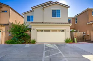 7835 Zaragoza walk, Sacramento, CA 95823 - Photo 3