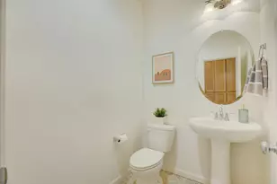 7835 Zaragoza walk, Sacramento, CA 95823 - Photo 17