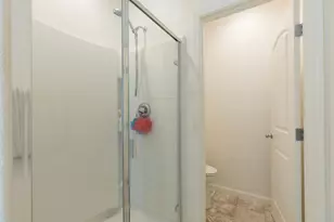 7835 Zaragoza walk, Sacramento, CA 95823 - Photo 27