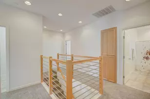 7835 Zaragoza walk, Sacramento, CA 95823 - Photo 19