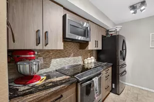 350 Del Verde, Sacramento, CA 95833 - Photo 11