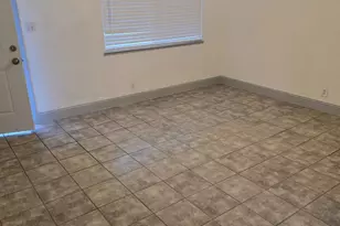 810 Lampasas, Sacramento, CA 95815 - Photo 21