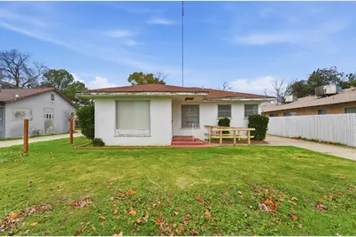 1127 W 19th Street, Merced, CA 95340 - Photo 1