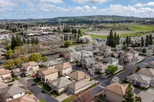 753 Rodmartin Ct, Folsom, CA 95630 - Photo 25