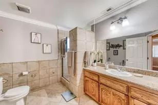 25540 Lynn Pl, Madera, CA 93638 - Photo 17