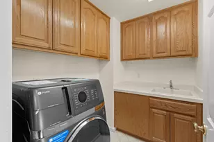 3203 Thistle Ct, Rocklin, CA 95765 - Photo 35