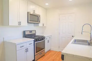 5650 Velma Way, Sacramento, CA 95824 - Photo 9