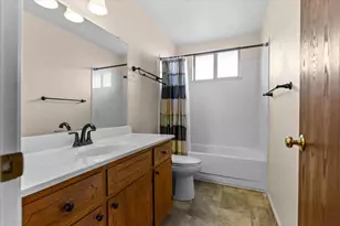 1432 Driftwood Way, Manteca, CA 95337 - Photo 35