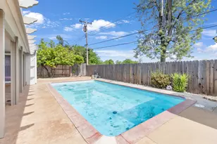 7467 Center Pkwy, Sacramento, CA 95823 - Photo 7