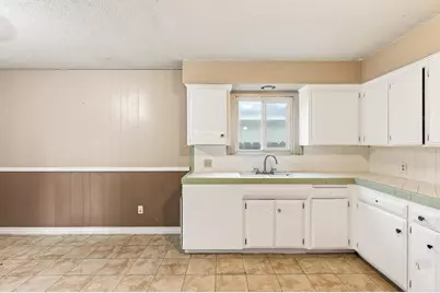 3205 N Parsons Avenue, Merced, CA 95340 - Photo 11