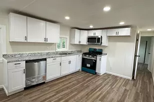 N Lincoln Way, Galt, CA 95632 - Photo 9